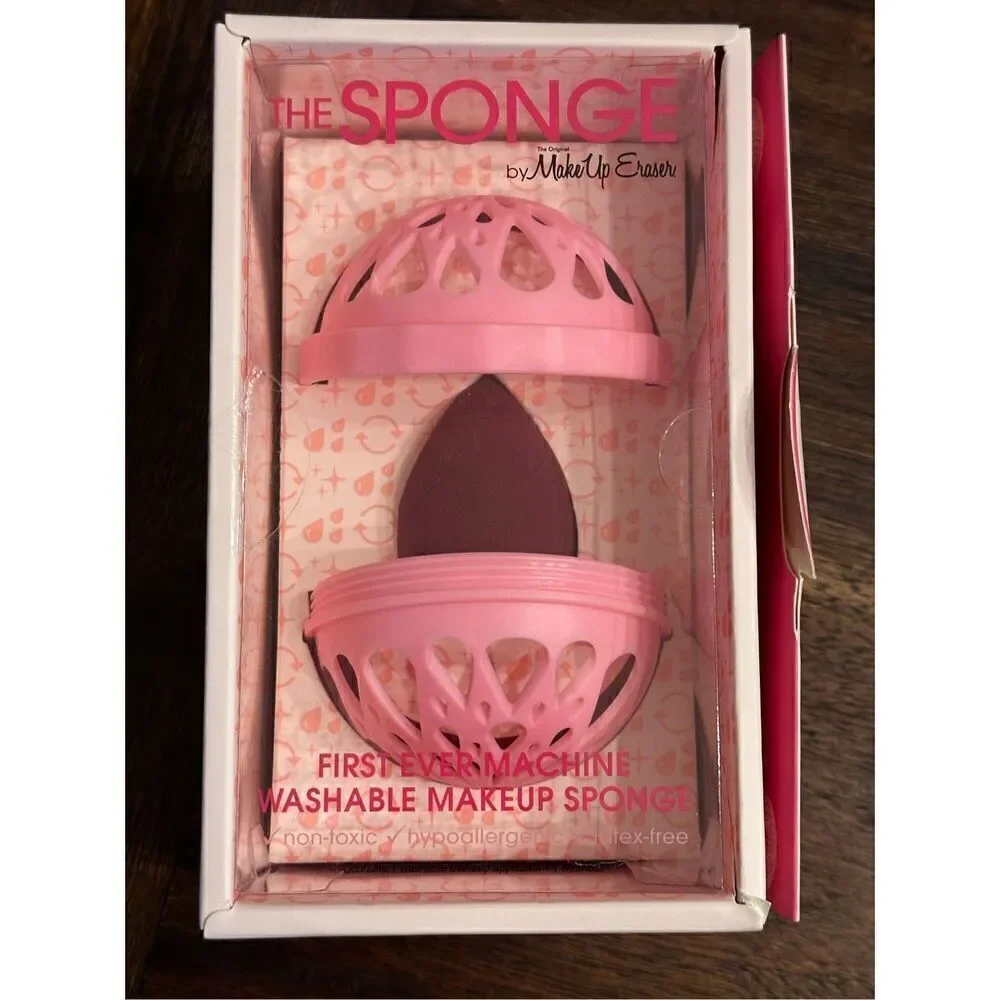 Set of make up sponges